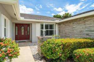 17620 Lake Park Rd, Boca Raton, FL 33487, Sold 10/18/21