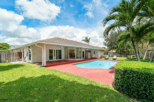 17620 Lake Park Rd, Boca Raton, FL 33487, Sold 10/18/21