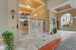 520 SE 5th Ave, Fort Lauderdale, FL 33301, Sold 10/08/21