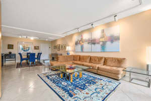 2295 S Ocean Blvd, Palm Beach, FL 33480, Sold 11/19/21