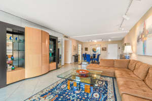 2295 S Ocean Blvd, Palm Beach, FL 33480, Sold 11/19/21