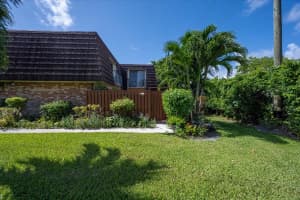 3947 Carolina Dr, Lake Worth, FL 33461, Sold 09/28/21