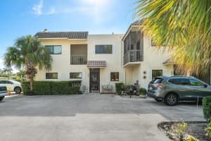385 SE 17th Ave, Deerfield Beach, FL 33441, Sold 03/15/22