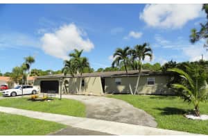 7203 Oakmont Dr, Lake Worth, FL 33467, Sold 10/15/21