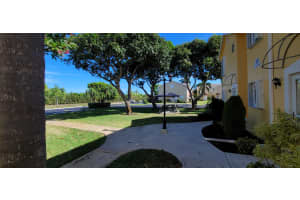 231 Waterside Dr, Hypoluxo, FL 33462, Sold 09/30/21