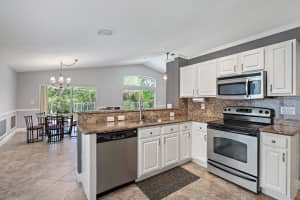 7643 NW 60th Ln, Parkland, FL 33067, Sold 10/05/21