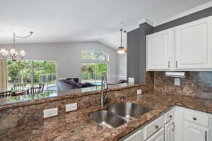 7643 NW 60th Ln, Parkland, FL 33067, Sold 10/05/21