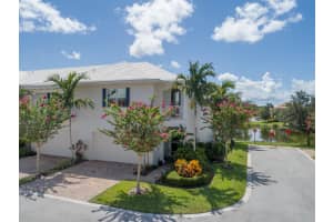 2145 Wells Pl, Palm Beach Gardens, FL 33418, Sold 10/25/21