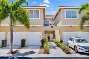 115 Lighthouse Cir, Tequesta, FL 33469, Sold 09/29/21