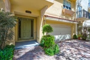 2462 San Pietro Cir, Palm Beach Gardens, FL 33410, Sold 11/12/21