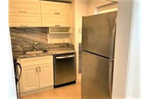300 NE 20th St, Boca Raton, FL 33431, Sold 09/22/21
