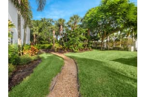 4049 Kingston Ln, Palm Beach Gardens, FL 33418, Sold 09/22/21