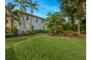 4049 Kingston Ln, Palm Beach Gardens, FL 33418, Sold 09/22/21