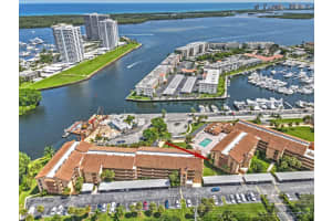 1030 US-1, North Palm Beach, FL 33408, Sold 12/27/21