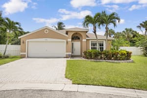 1716 Sawgrass Cir, Greenacres, FL 33413, Sold 10/13/21