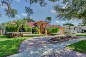 10941 NW 7th Ct, Plantation, FL 33324, Sold 10/27/21