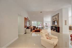 10941 NW 7th Ct, Plantation, FL 33324, Sold 10/27/21