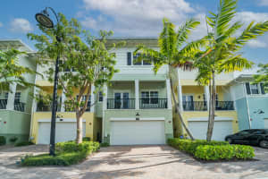 238 S Latitude Cir, Delray Beach, FL 33483, Sold 10/08/21