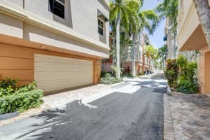 1033 NE 17th Way, Fort Lauderdale, FL 33304, Sold 10/07/21