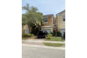 777 Pipers Cay Dr, West Palm Beach, FL 33415, Sold 10/14/21