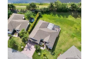 1277 Scarlet Oak Cir, Vero Beach, FL 32966, Sold 09/24/21