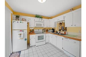 12837 Spinnaker Ln, Wellington, FL 33414, Sold 10/06/21