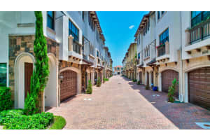 608 Windward Cir, Boynton Beach, FL 33435, Sold 10/29/21