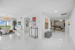 200 E Palmetto Park Rd APT 2, Boca Raton, FL 33432, Sold 11/02/21