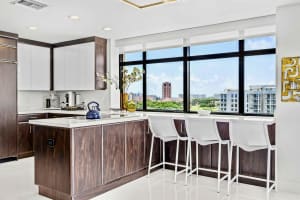 200 E Palmetto Park Rd APT 2, Boca Raton, FL 33432, Sold 11/02/21