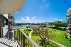 859 Jeffery St #415, Boca Raton, FL 33487, Sold 11/10/21