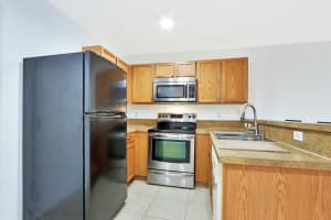5326 SE Mitchell Ln, Stuart, FL 34997, Sold 01/07/22