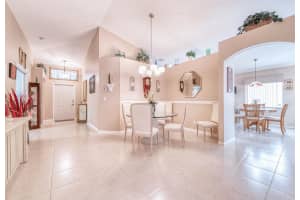 8246 Duomo Cir, Boynton Beach, FL 33472, Sold 10/08/21