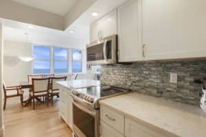 5440 N Ocean Dr, Riviera Beach, FL 33404, Sold 10/22/21