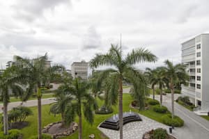 3546 S Ocean Blvd, South Palm Beach, FL 33480, Sold 09/30/21