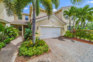5010 Dulce Ct, Palm Beach Gardens, FL 33418, Sold 09/28/21