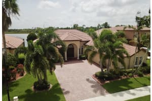 863 SW Piedmont Ct, Port St. Lucie, FL 34986, Sold 10/01/21