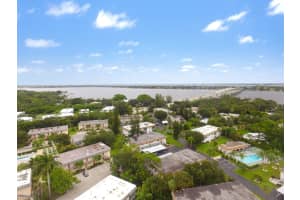 2950 SE Ocean Blvd # 1, Stuart, FL 34996, Sold 11/09/21