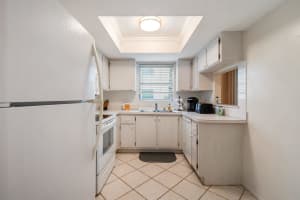 2950 SE Ocean Blvd # 1, Stuart, FL 34996, Sold 11/09/21