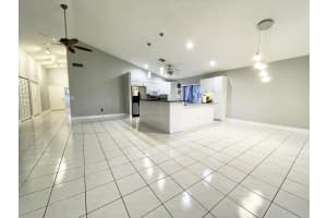 199 Citrus Trail Cir, Boynton Beach, FL 33436, Sold 09/18/21