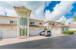 520 7th Square SW, Vero Beach, FL 32962, Sold 10/15/21