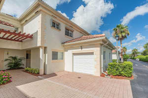 520 7th Square SW, Vero Beach, FL 32962, Sold 10/15/21