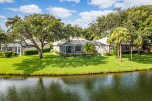 2019 Bedford Dr, Palm Beach Gardens, FL 33403, Sold 10/27/21