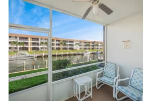 111 Doolen Ct, North Palm Beach, FL 33408, Sold 11/03/21