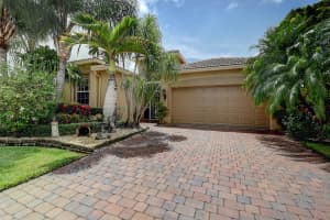 MLS# R10741314, Lake Worth, Florida 33467