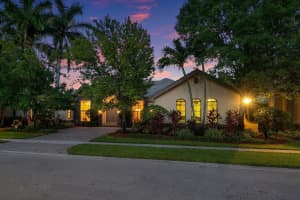 10621 Versailles Blvd, Wellington, FL 33449, Sold 10/27/21