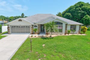 6844 Bronte Cir, Port St. Lucie, FL 34952, Sold 09/30/21