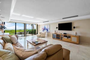 2175 S Ocean Blvd TH2, Delray Beach, FL 33483, Sold 04/04/22