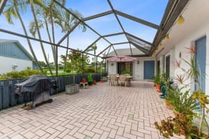 1002 Timberlane Cir, Greenacres, FL 33463, Sold 09/29/21