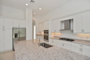 2865 SW English Garden Dr, Palm City, FL 34990, Sold 11/18/21