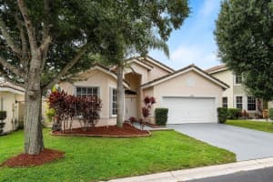 12108 Sunset Point Cir, Wellington, FL 33414, Sold 09/23/21